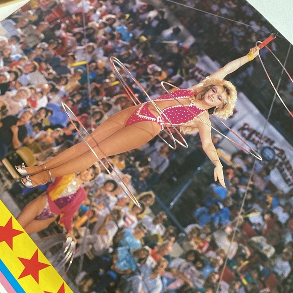 Ringling brothers Barnum, and Bailey Circus souvenir program - Picture 11 of 12